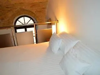 The Pond Hotel Budapest 3*,